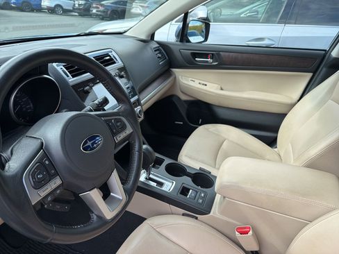 Used 2017 Subaru Outback 2.5i Limited image 6