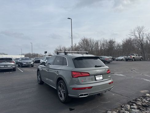 Used 2019 Audi SQ5 Premium Plus w/ Premium Plus Package image 3