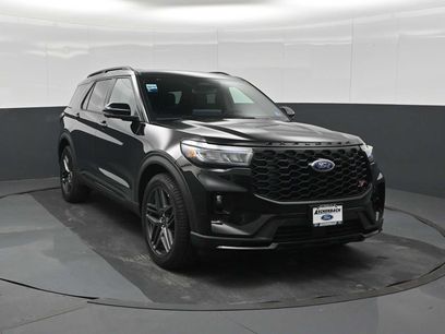 New 2026 Ford Explorer ST w/ Sun And Sound Package