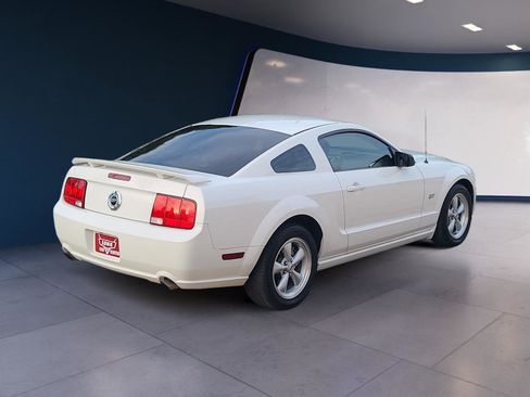 Used 2007 Ford Mustang GT Premium RWD image 5