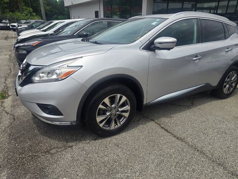 Used 2016 Nissan Murano SL w/ SL Technology Package FWD image 2