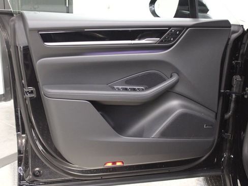 New 2026 Porsche Macan Electric image 14