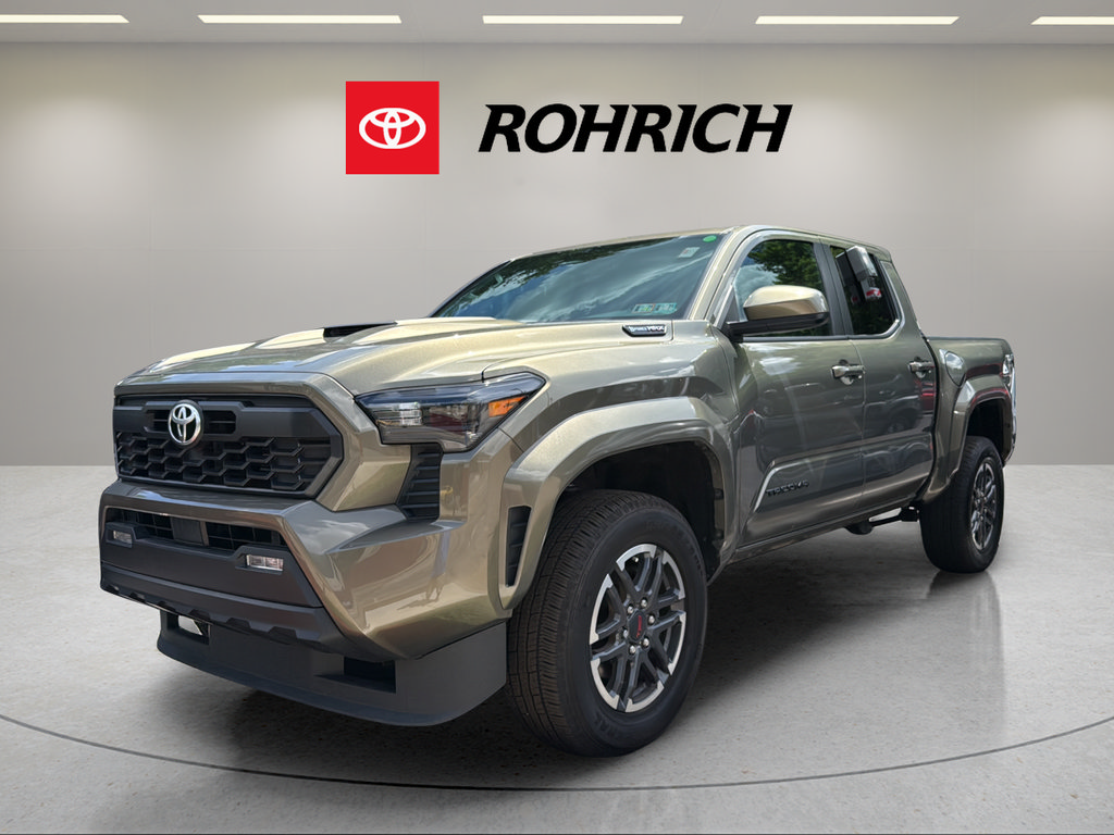 Certified 2024 Toyota Tacoma TRD Sport AWD/4WD image 1