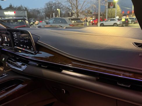 Used 2024 Cadillac Escalade ESV Premium Luxury Platinum w/ Heavy-Duty Trailer Package image 13