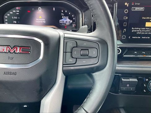 Used 2024 GMC Sierra 1500 SLT AWD/4WD image 11