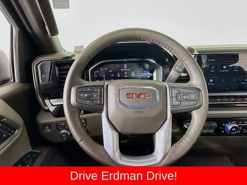 Used 2026 GMC Sierra 1500 SLT AWD/4WD image 11