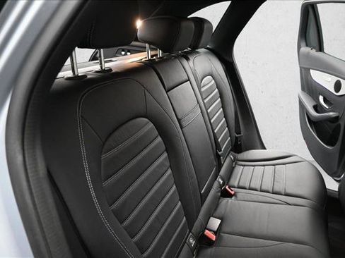 Certified 2022 Mercedes-Benz GLC 43 AMG 4MATIC image 24