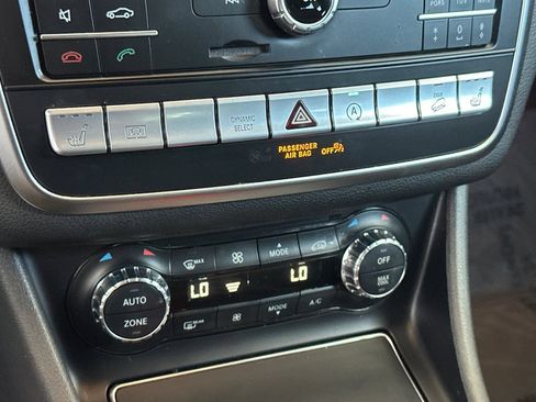Used 2019 Mercedes-Benz GLA 250 4MATIC image 24