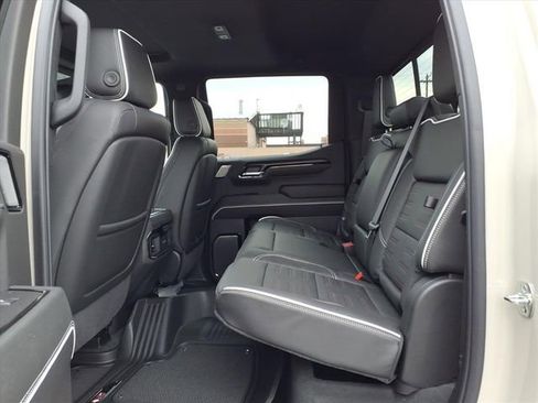 New 2026 GMC Sierra 1500 AT4X w/ LPO, Black Badging Package image 8