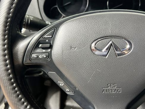 Used 2017 INFINITI QX50 2WD image 18