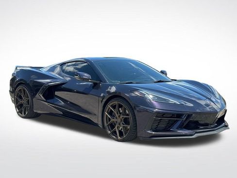 Used 2021 Chevrolet Corvette Stingray Preferred Cpe w/ Z51 Performance Package RWD image 9