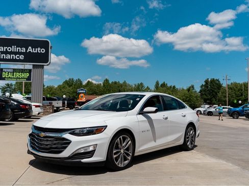 Used 2023 Chevrolet Malibu LT FWD image 1