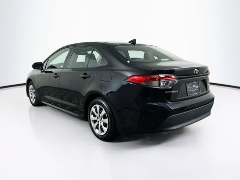 Used 2025 Toyota Corolla LE FWD image 5