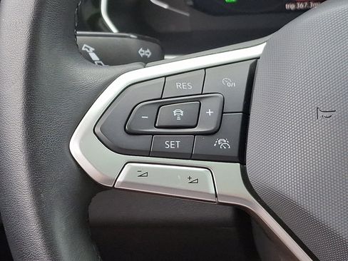 Used 2024 Volkswagen Jetta SEL image 22