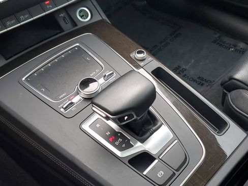 Used 2019 Audi Q5 2.0T Premium Plus w/ Premium Plus Package image 31