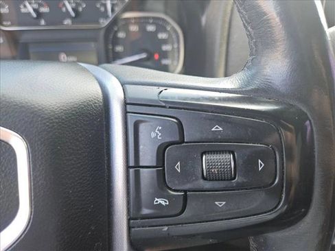 Used 2020 GMC Sierra 1500 SLT RWD image 24