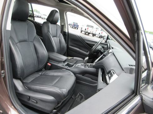 Used 2022 Subaru Outback Limited AWD/4WD image 22