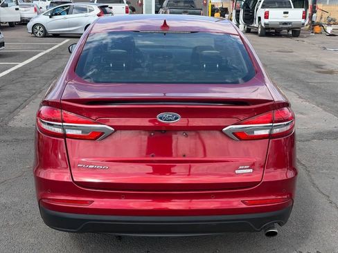 Used 2019 Ford Fusion SE w/ Equipment Group 151A FWD image 8