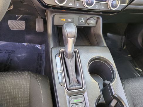 Used 2024 Honda Civic LX image 25