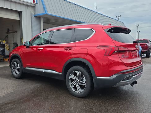 Used 2023 Hyundai Santa Fe SEL w/ Premium Package AWD/4WD image 3