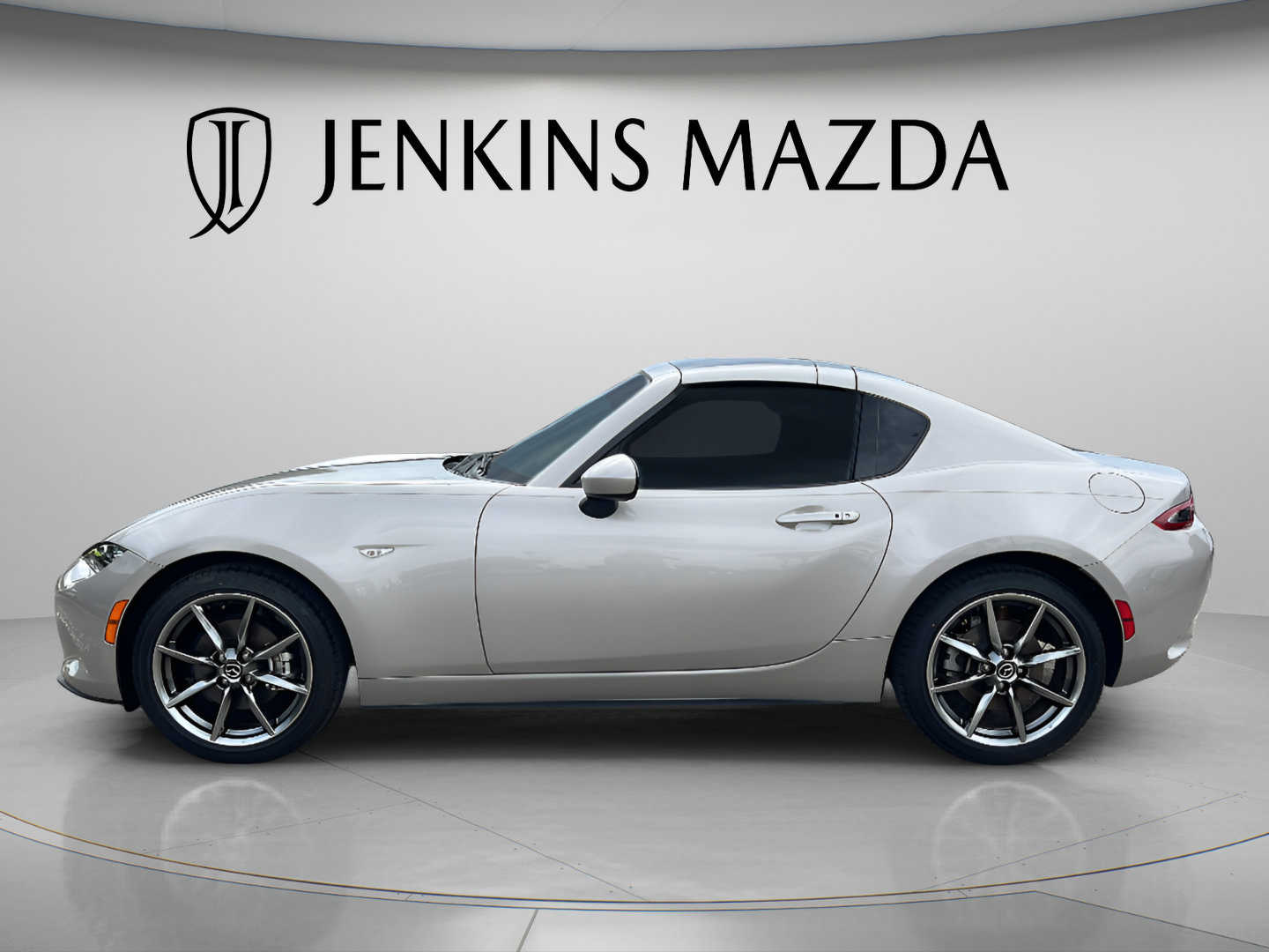 Used 2022 MAZDA MX-5 Miata RF Grand Touring w/ Weather Package RWD image 5