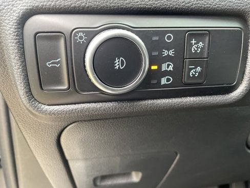 Used 2023 Ford Explorer Limited w/ Equipment Group 301A image 20