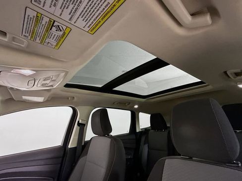 Used 2018 Ford Escape SE w/ SE Sync 3 Package image 21