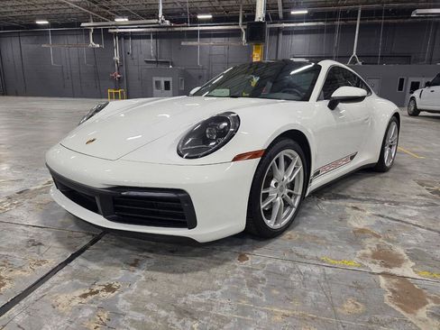 Used 2020 Porsche 911 Carrera w/ Sport Chrono Package RWD image 7