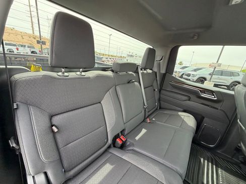 New 2026 GMC Sierra 1500 Elevation image 16