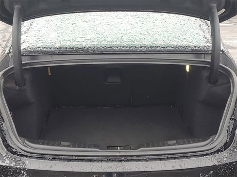 Used 2017 Lincoln MKZ Premiere image 24