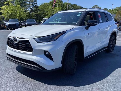 New 2026 Toyota Highlander XLE AWD/4WD image 7