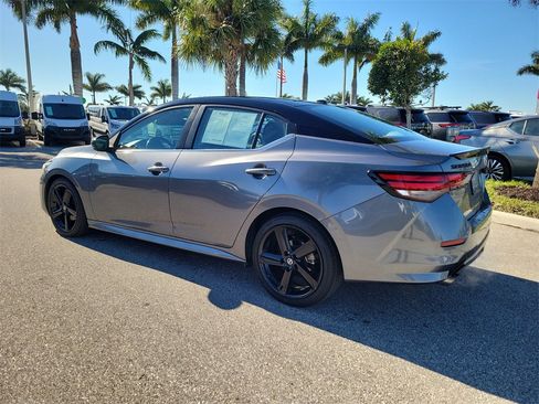 Used 2023 Nissan Sentra SR w/ Midnight Edition Package image 6