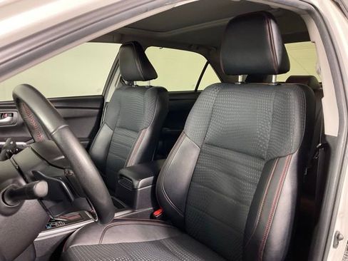 Used 2015 Toyota Camry XSE image 14