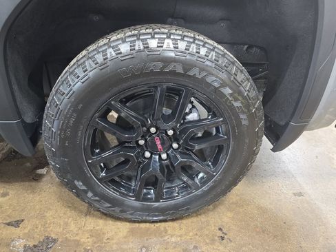 New 2026 GMC Sierra 1500 Elevation AWD/4WD image 31