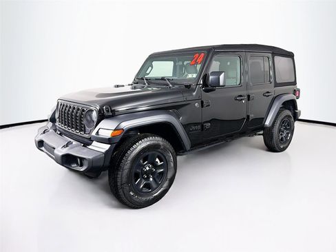 Used 2024 Jeep Wrangler Unlimited Sport AWD/4WD image 3