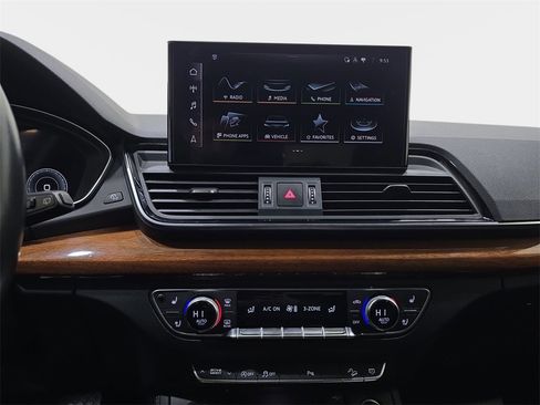 Used 2021 Audi Q5 2.0T Premium Plus w/ Premium Plus Package image 23