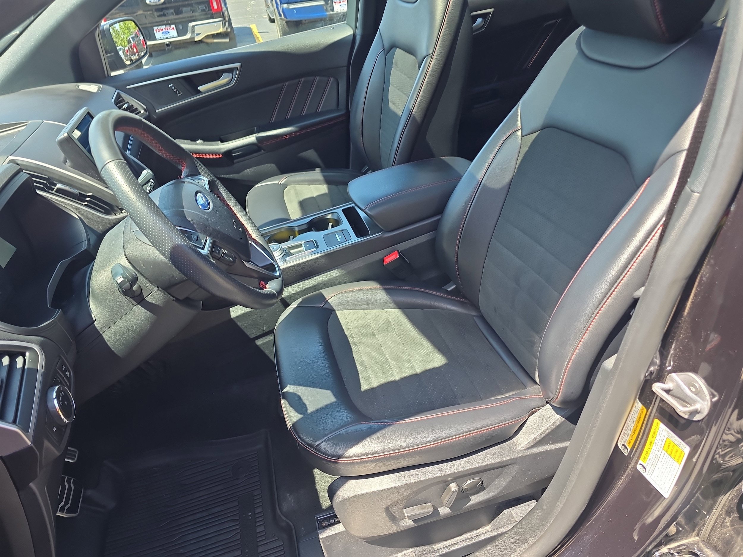 Used 2024 Ford Edge ST-Line AWD/4WD image 9