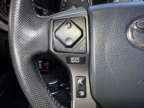 Used 2023 Toyota Tacoma TRD Off-Road image 26