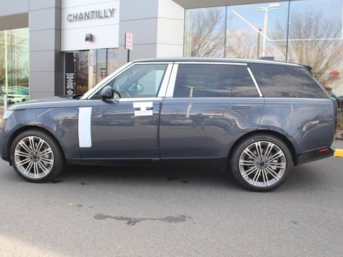 New 2026 Land Rover Range Rover Long Wheelbase SE image 5