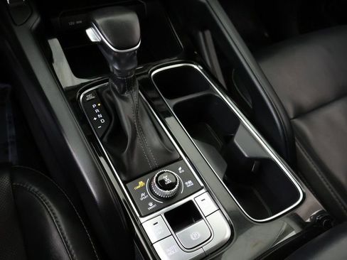 Used 2020 Kia Telluride S AWD/4WD image 54