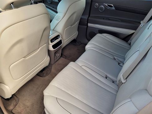 Used 2021 Genesis GV80 2.5T w/ Advanced Package 02 image 15