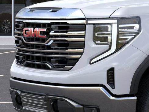 New 2026 GMC Sierra 1500 SLT AWD/4WD image 15