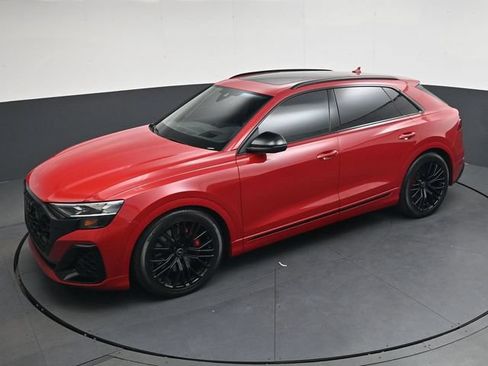 Used 2024 Audi SQ8 Prestige AWD/4WD image 29