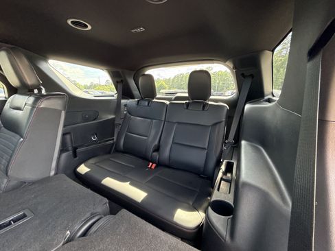Used 2025 Ford Explorer ST-Line w/ Premium Package AWD/4WD image 29
