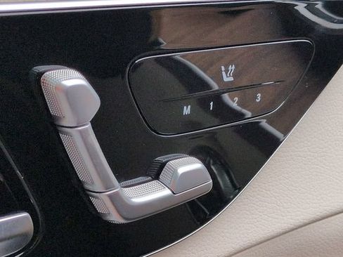 Used 2024 Mercedes-Benz C 300 Sedan w/ Exclusive Trim Package image 25