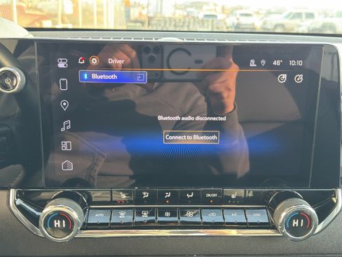 Used 2025 Chevrolet Colorado Trail Boss image 11