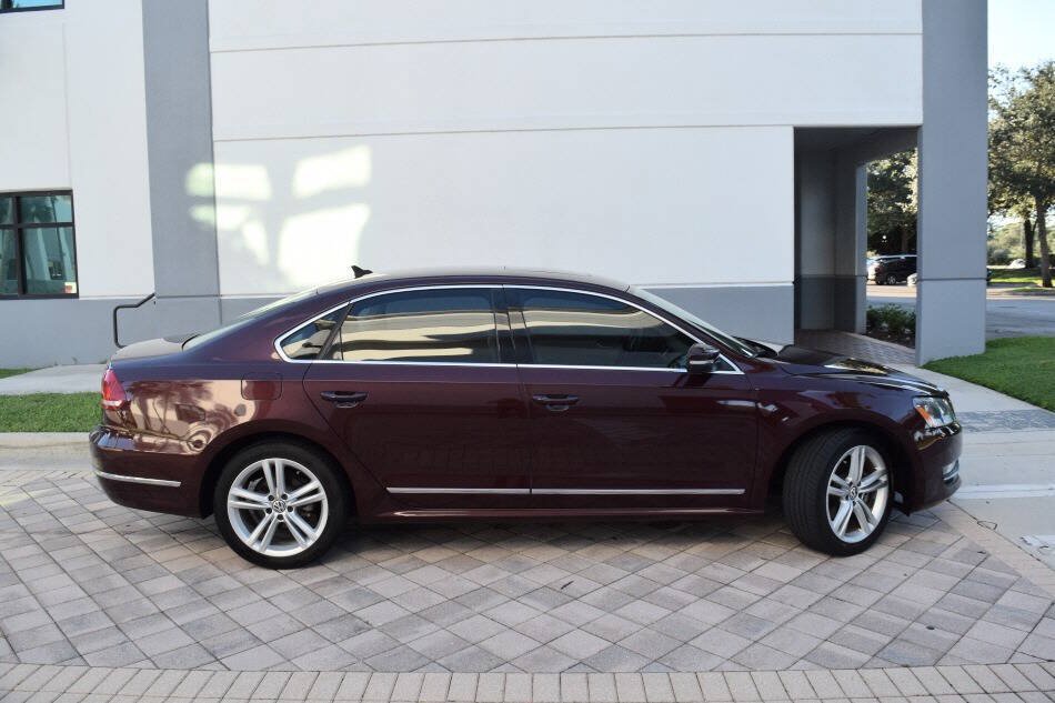 Used 2014 Volkswagen Passat TDI SE FWD image 7