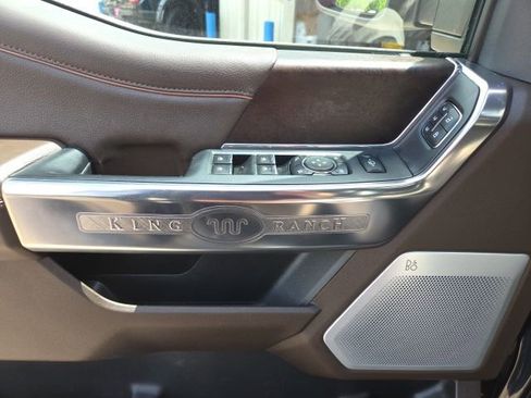 Used 2024 Ford F250 King Ranch image 13