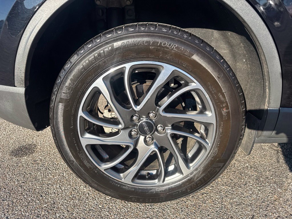 Used 2022 Lincoln Corsair AWD w/ Equipment Group 101A image 19