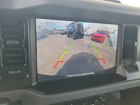 Used 2023 Ford Bronco Everglades image 26